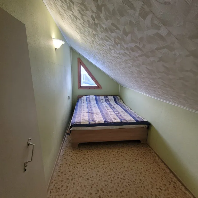 Дом на участке 40 сот.