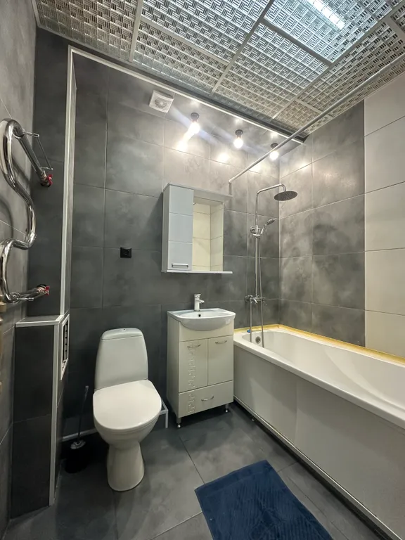 Красивая 2 комнатная в ЖК