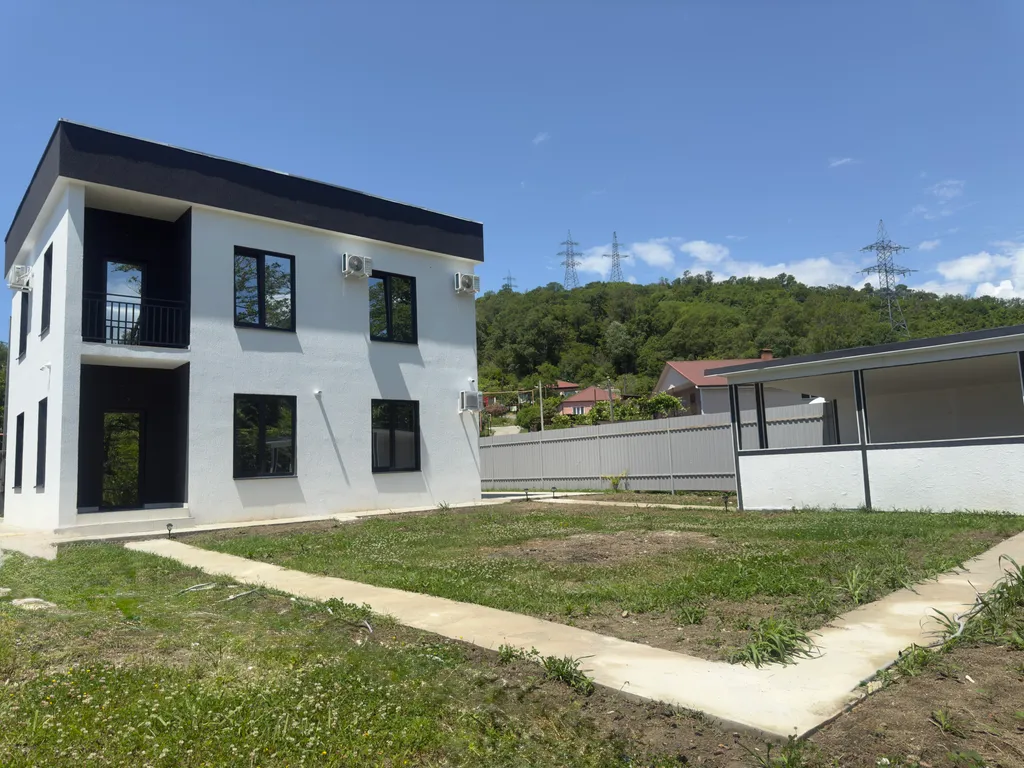 Коттедж Уютный дом на берегу реки и 5 минутах от моря — Нижняя Хобза