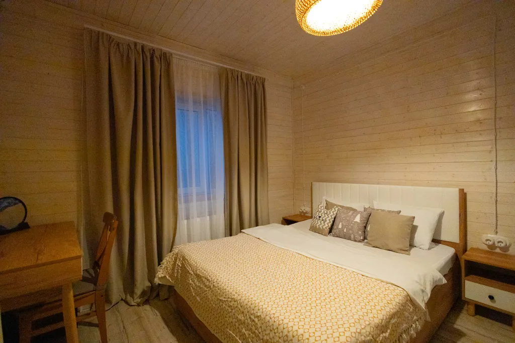 Домик вдали от городской суеты