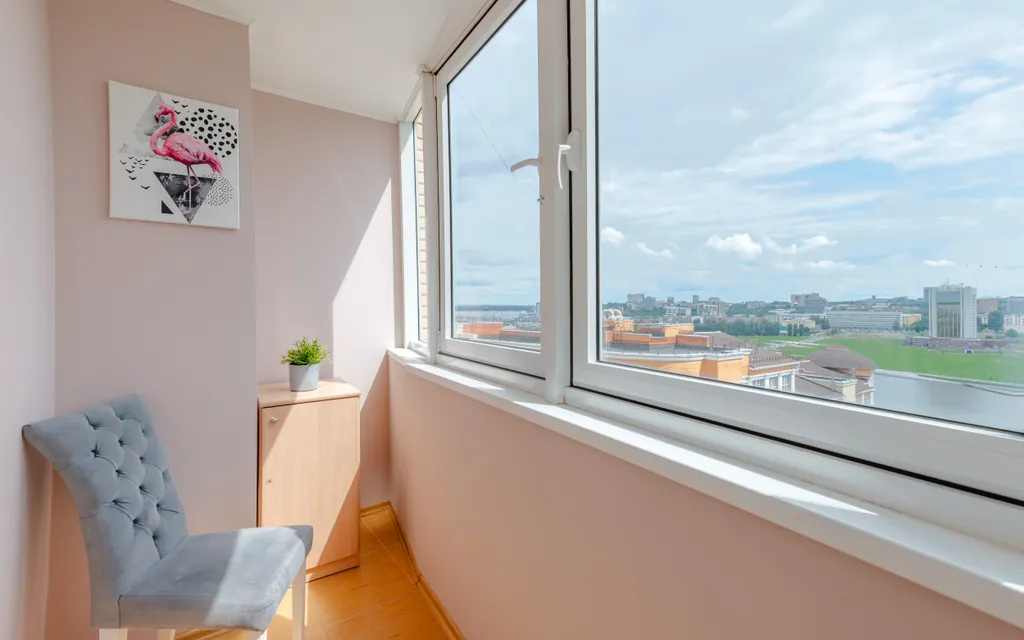 Просторная на заливе с панорамными окнами, кондиционер, 2 TV