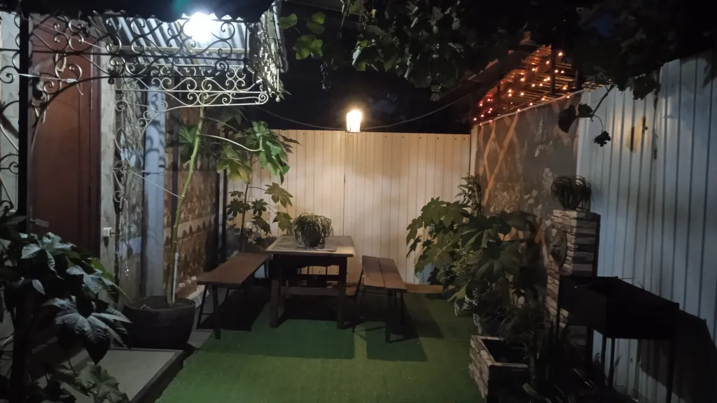 Большой дом в центре у моря