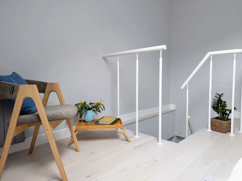 Двухуровневая квартира с балконом в центре