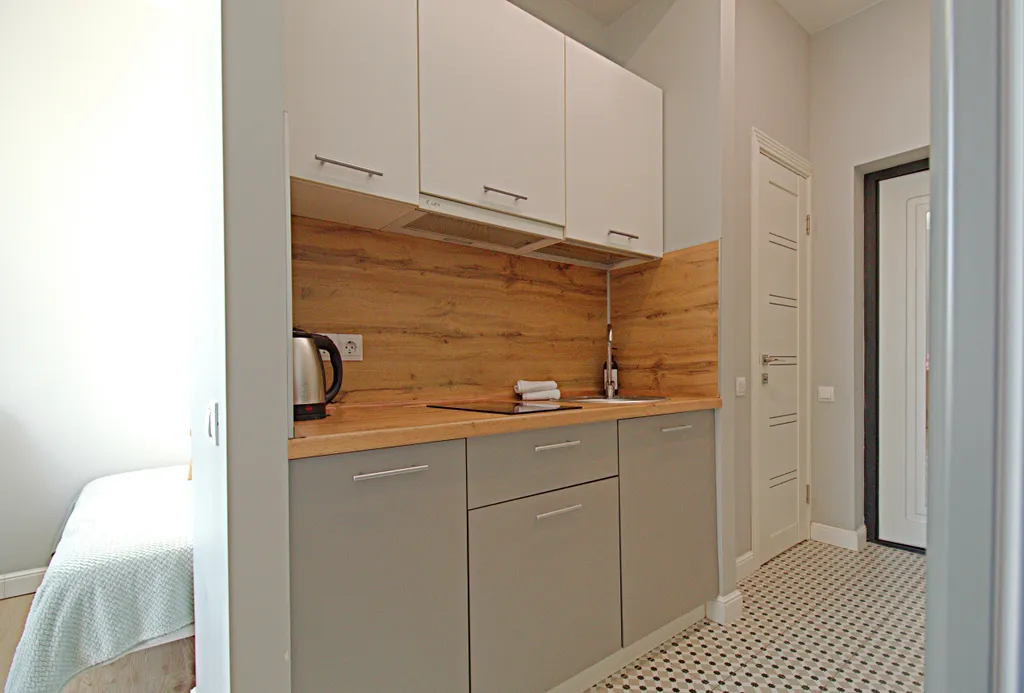 Стильная студия с бассейном в 3 минутах от моря