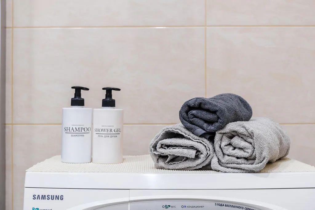 Бюджетная студия со свежим ремонтом в новом доме