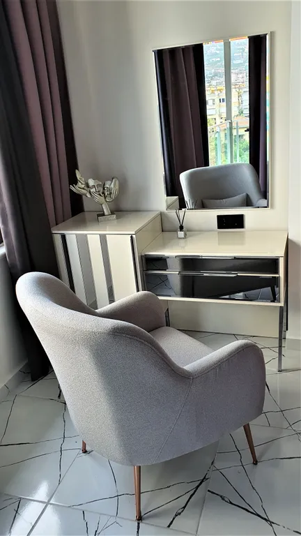 Квартира в самом центре города 100 метрах от моря с отличными видами