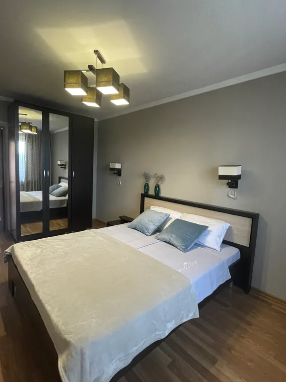 Квартира на набережной в центре