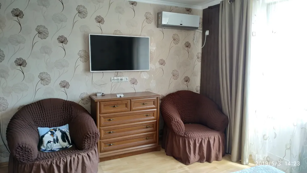 Квартира на втором этаже в частном доме с беседкой и мангалом