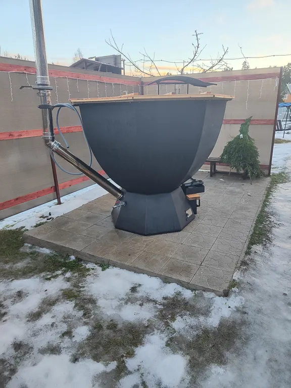 Коттедж Уютный дом в лесу — Деревянное