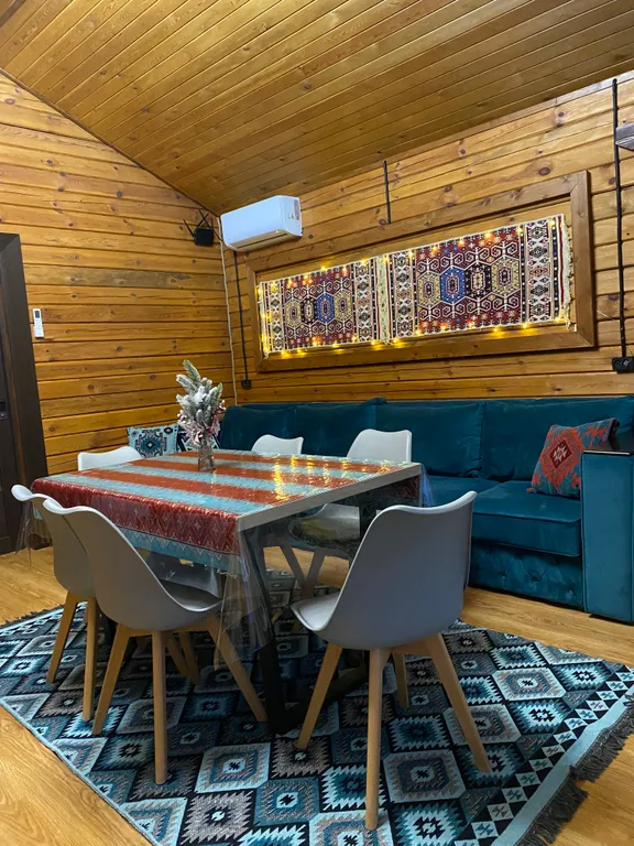 Дома, коттеджи целиком