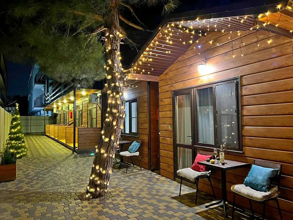 Коттедж 4-х местный домик с кухней — Анапа