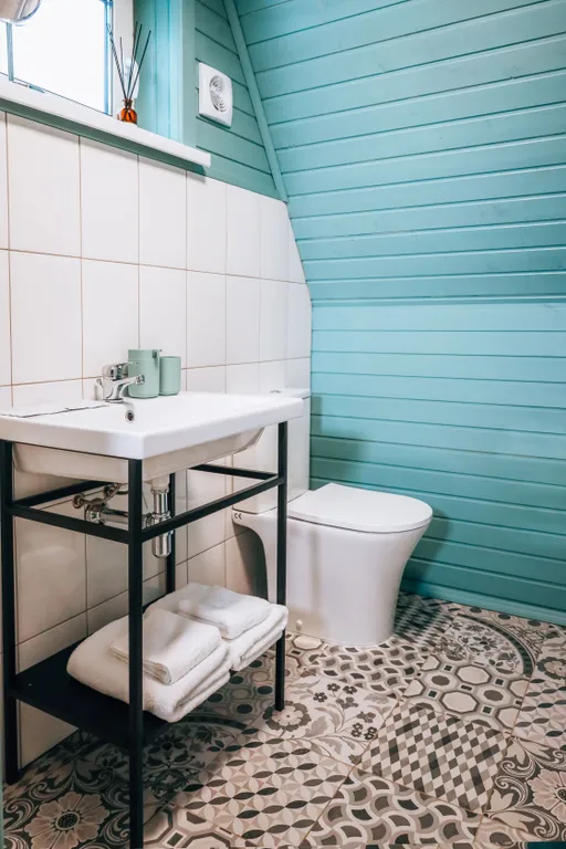 Коттедж Коттедж Роскошный А-фрейм в нежных мятных тонах с панорамными окнами — Озёры