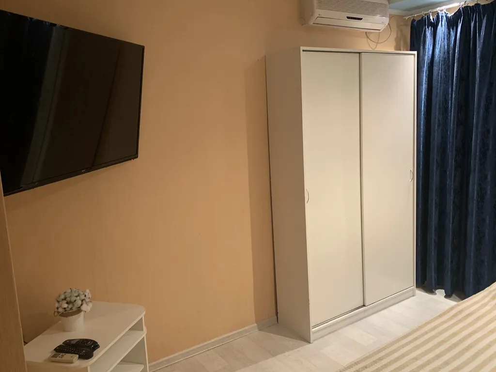 Просторная и чистая 2-к квартира в центре