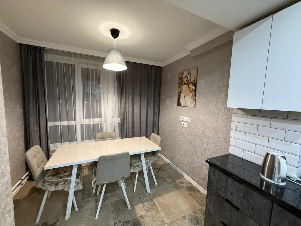 Прекрасная двушка с шикарным видом на город