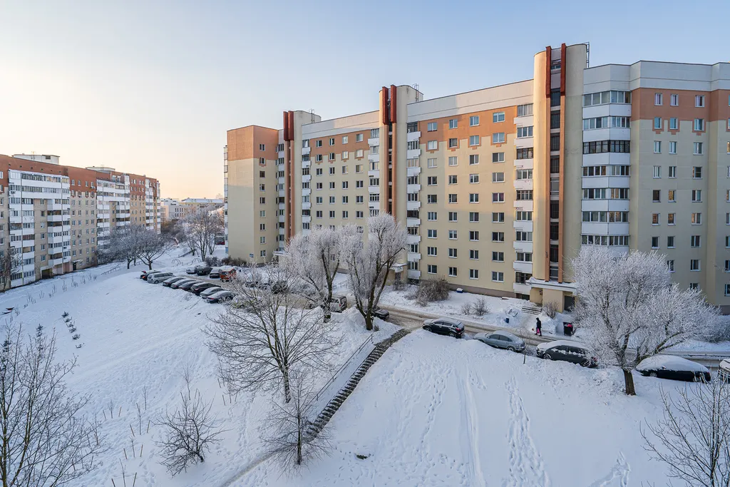 Апартаменты Ladgorna четырехкомнатные возле ТЦ Галерея