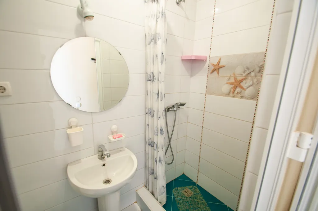 Апартаменты с террасой и боковым видом на море астра 5