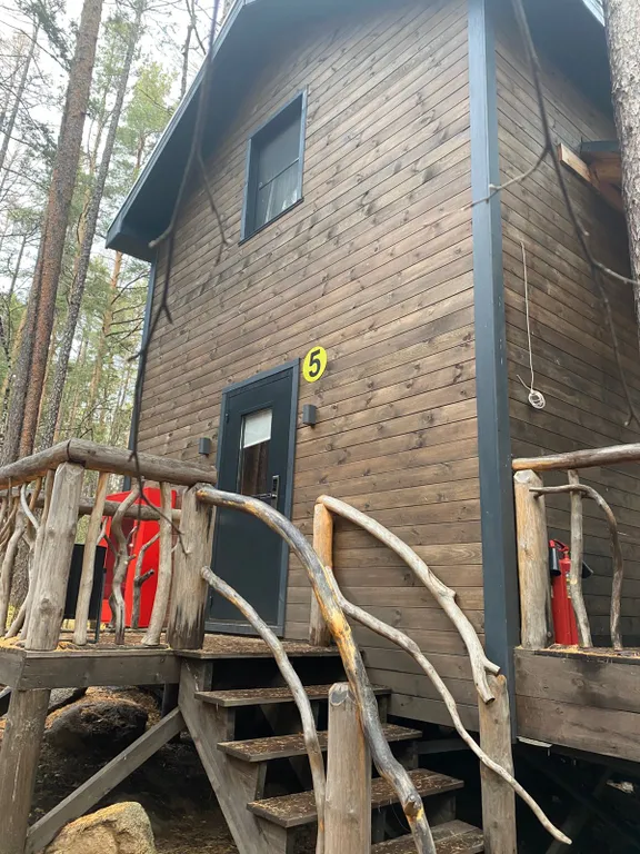 Домик на базе отдыха у озера Тургояк