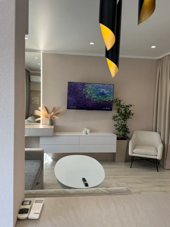 Чистая и уютная квартира с видом на Волгу и на остров