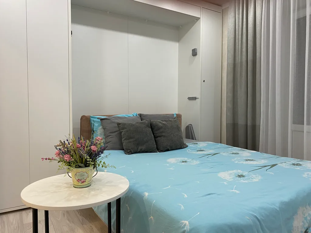 Современная квартира район Панорамы и Мираса