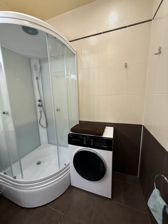 Золотая набережная напротив Кремля