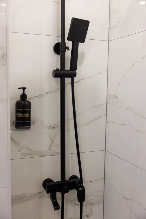 Уютная кино-студия с проектором