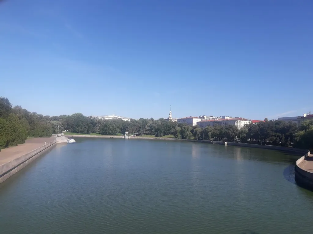 Квартира Квартира Райский уголок с джакузи, камином и звездным небом в спальне в центре — Минск