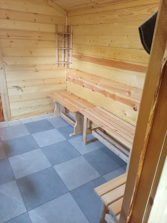 Дом у леса недалеко от песчаного пляжа