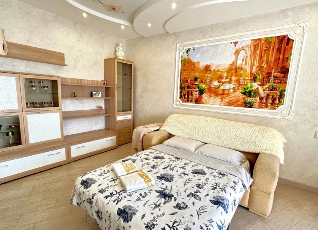 Квартира Студия посуточно у метро Чкаловская — аренда посуточно в Екатеринбург