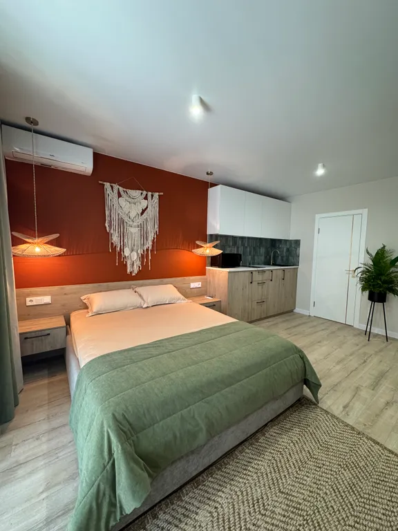 Коттедж с видом на море и индивидуальной террасой