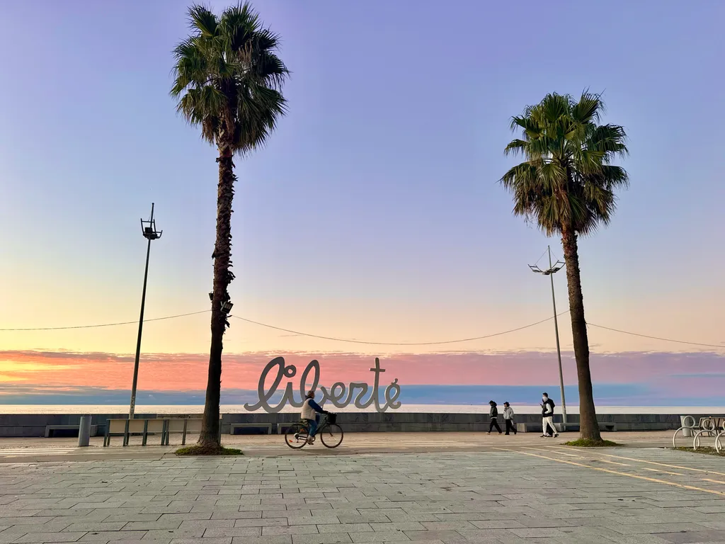 Beach Tower студия на берегу моря