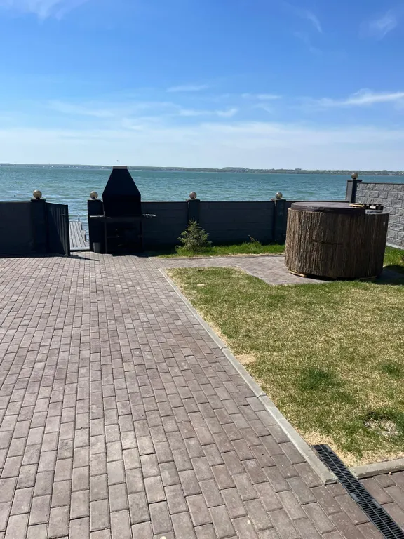 Дом на берегу Смолино