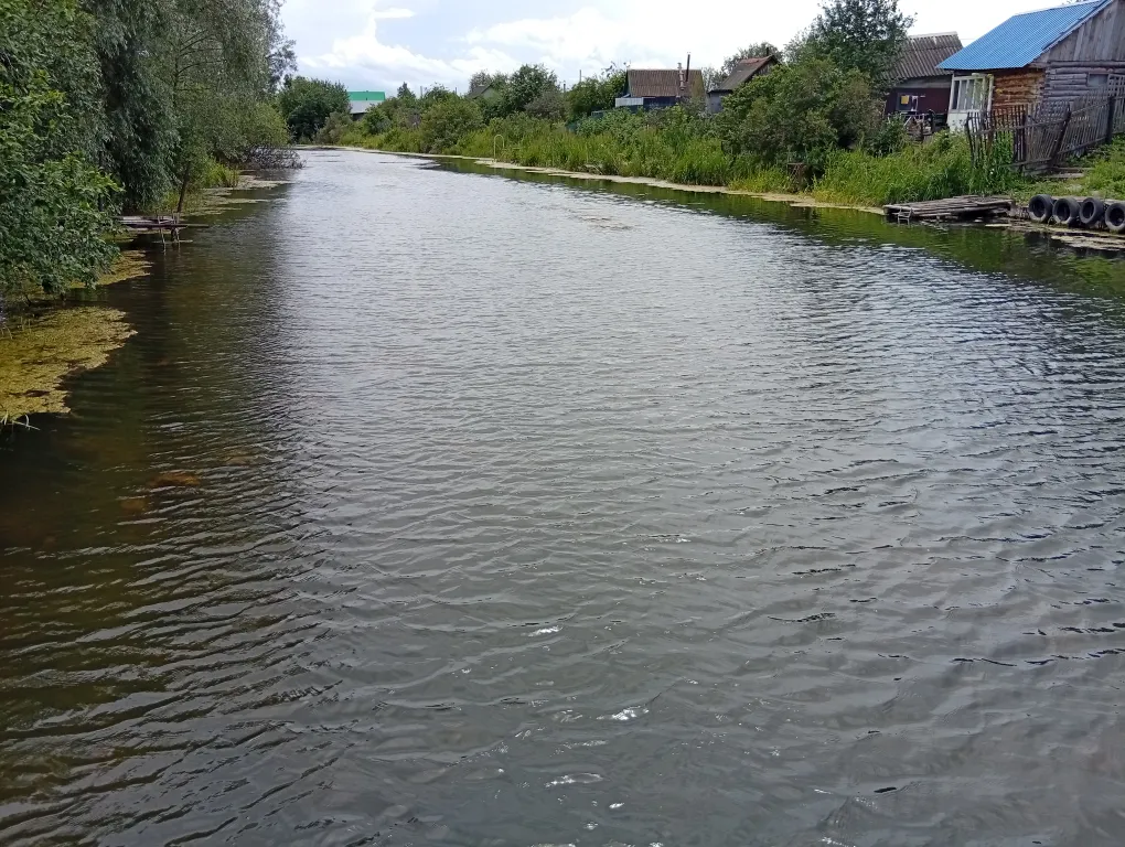 База Акапулько на озерце