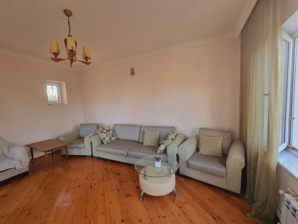 Вилла с бассейном в 10 минутах от моря