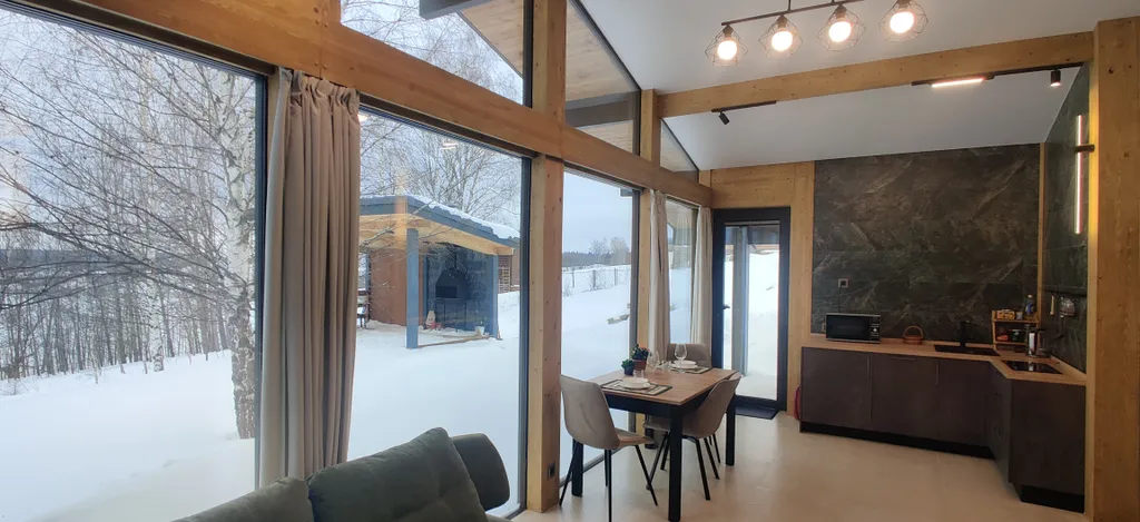 Панорамный дом с баней