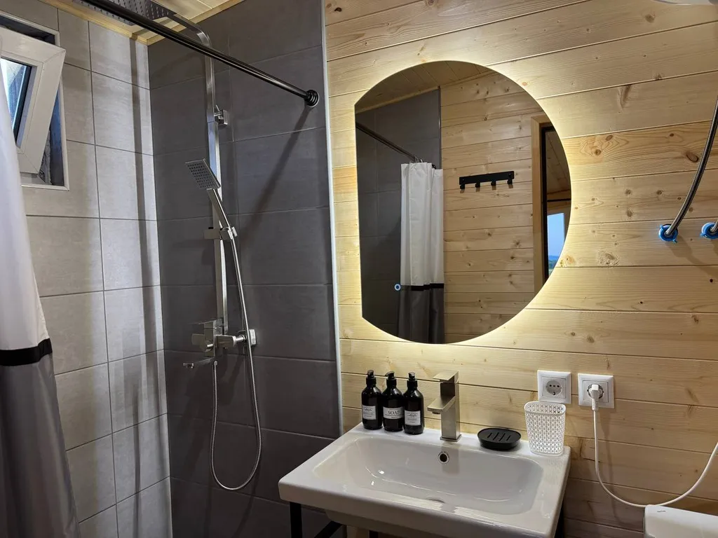 Вилла с купелями и баней