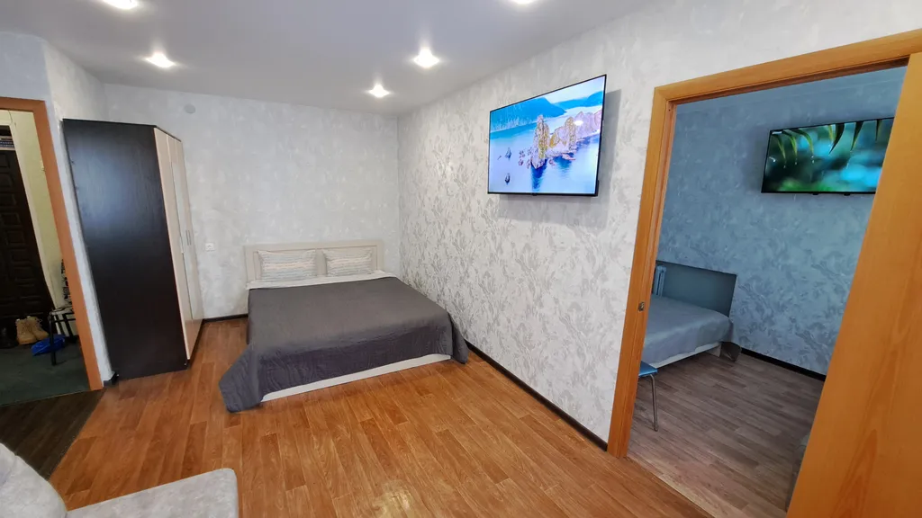 Уютная двухкомнатная квартира Ленина 95