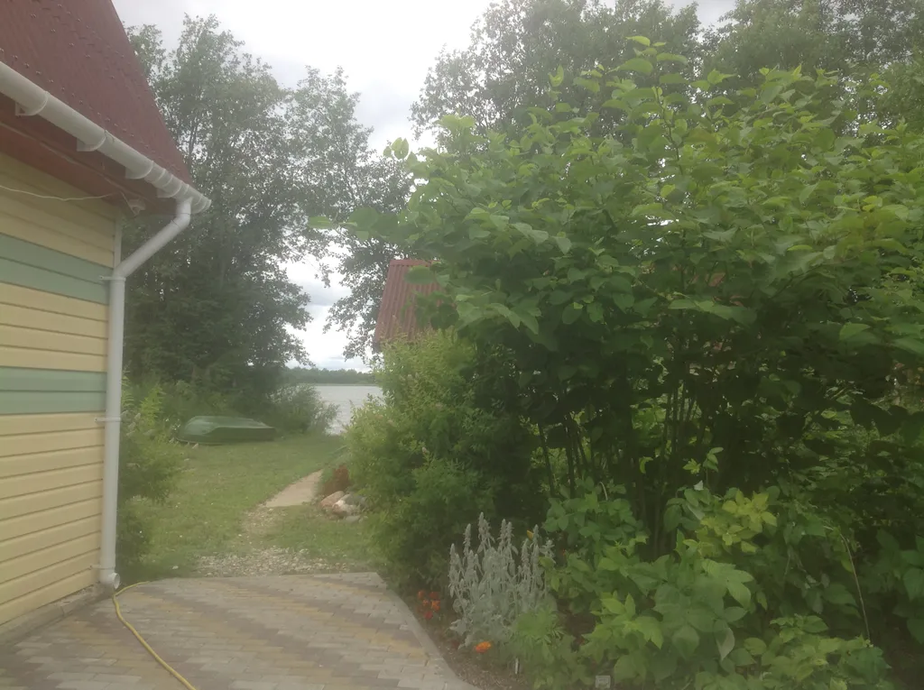 Дом у озера