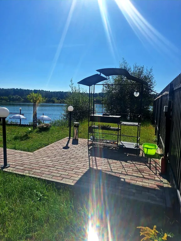 Дом Мечта на берегу на озере с собственным пляжем и сауной в доме