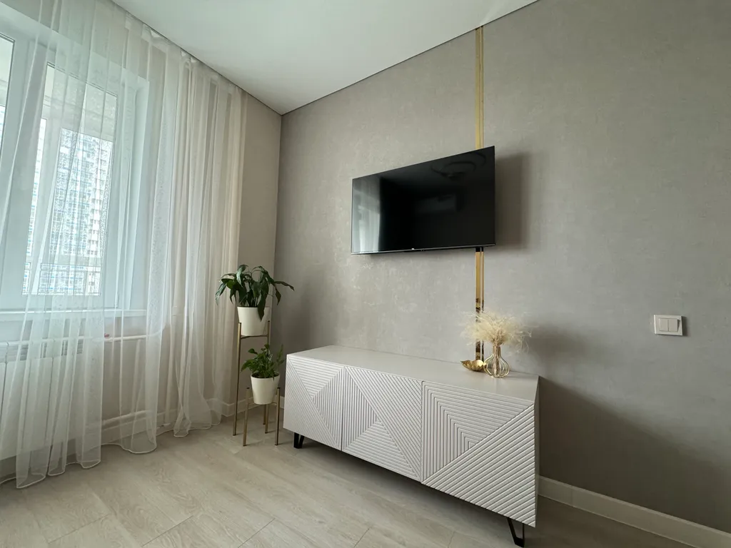 Новая дизайнерская квартира на берегу реки ЖК Белые росы