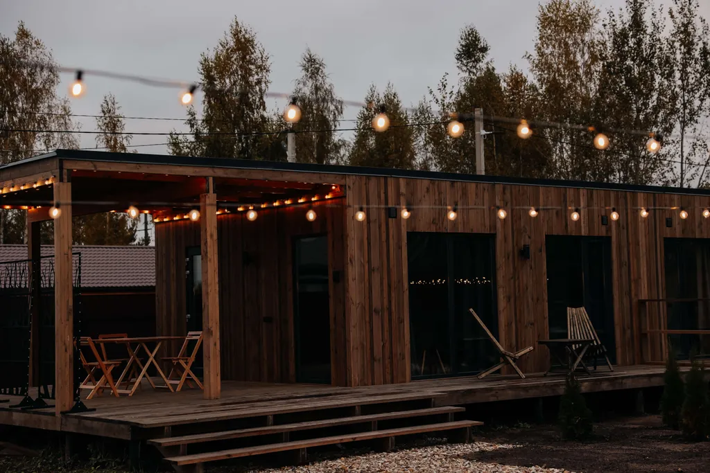 Коттедж Уютный глэмпинг для компании (6 отдельных домиков + территория) — Конаково