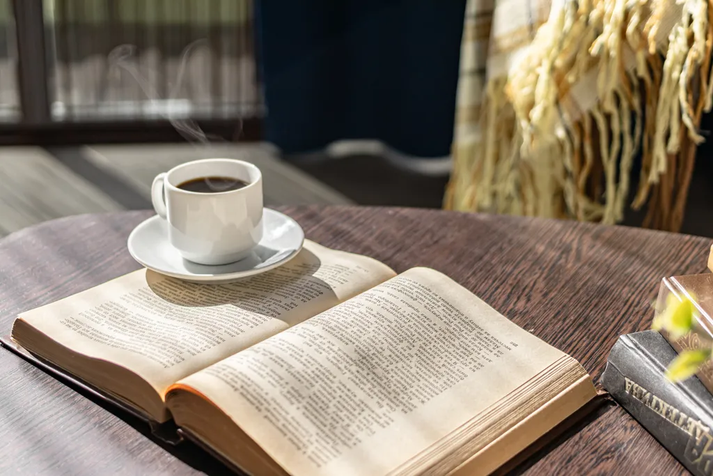 Уютная квартира с камином