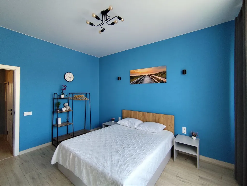 "Море и Брют" стильная квартира рядом с морем