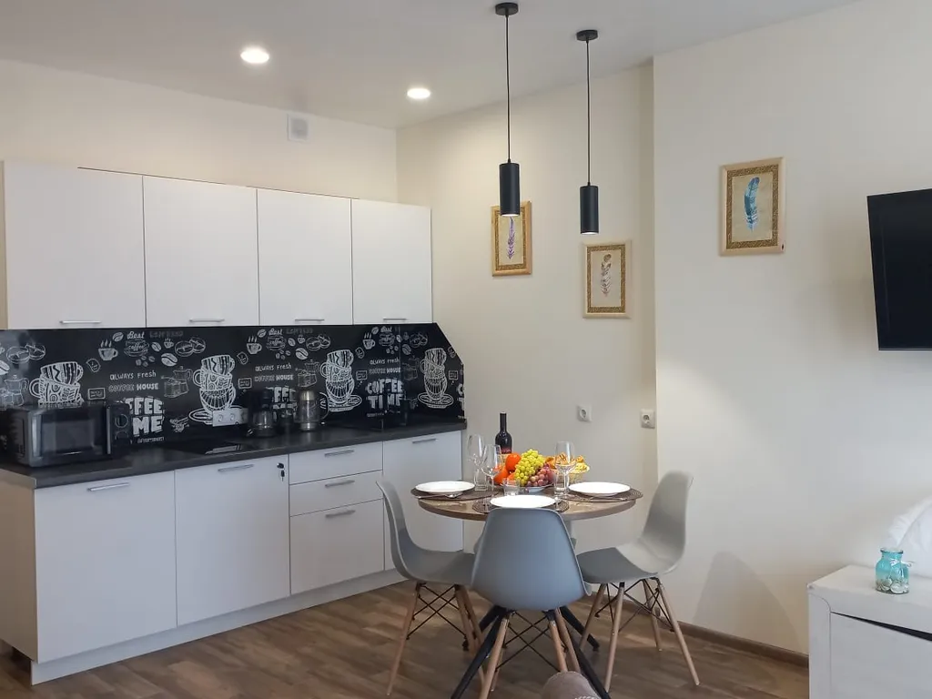 Апартамент с видом на море и горы