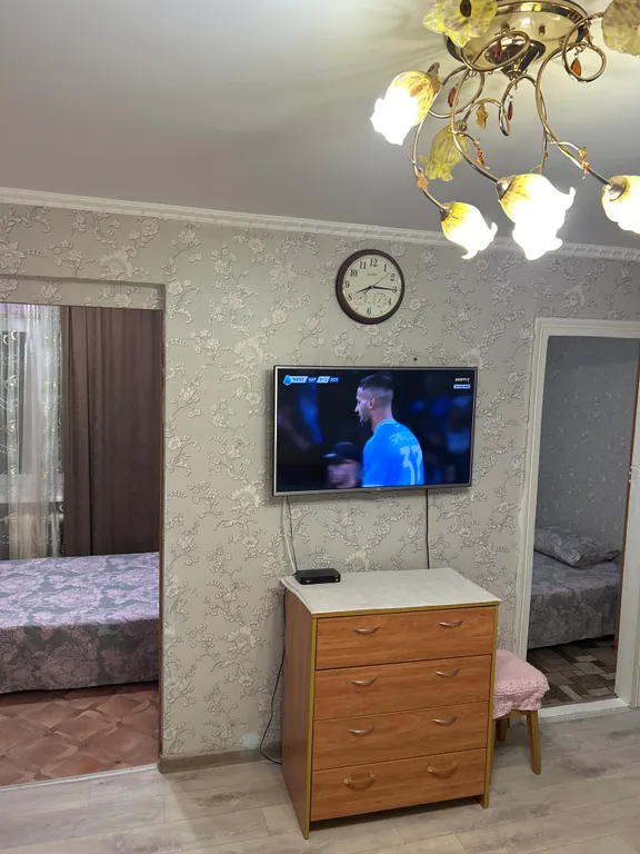 Квартира Двухкомнатная квартира, 4 тыс за 1 гостя, за каждого доп гостя 300р — Адлер
