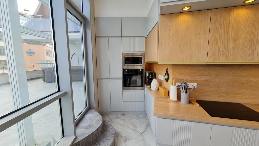 Квартира с видом на море и террасой