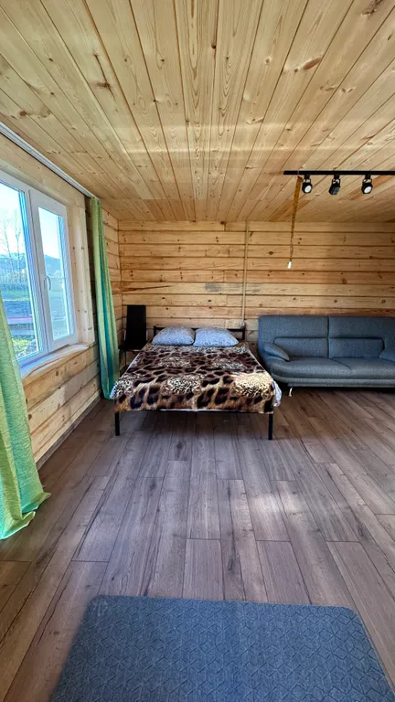 Уютный домик недалеко от города