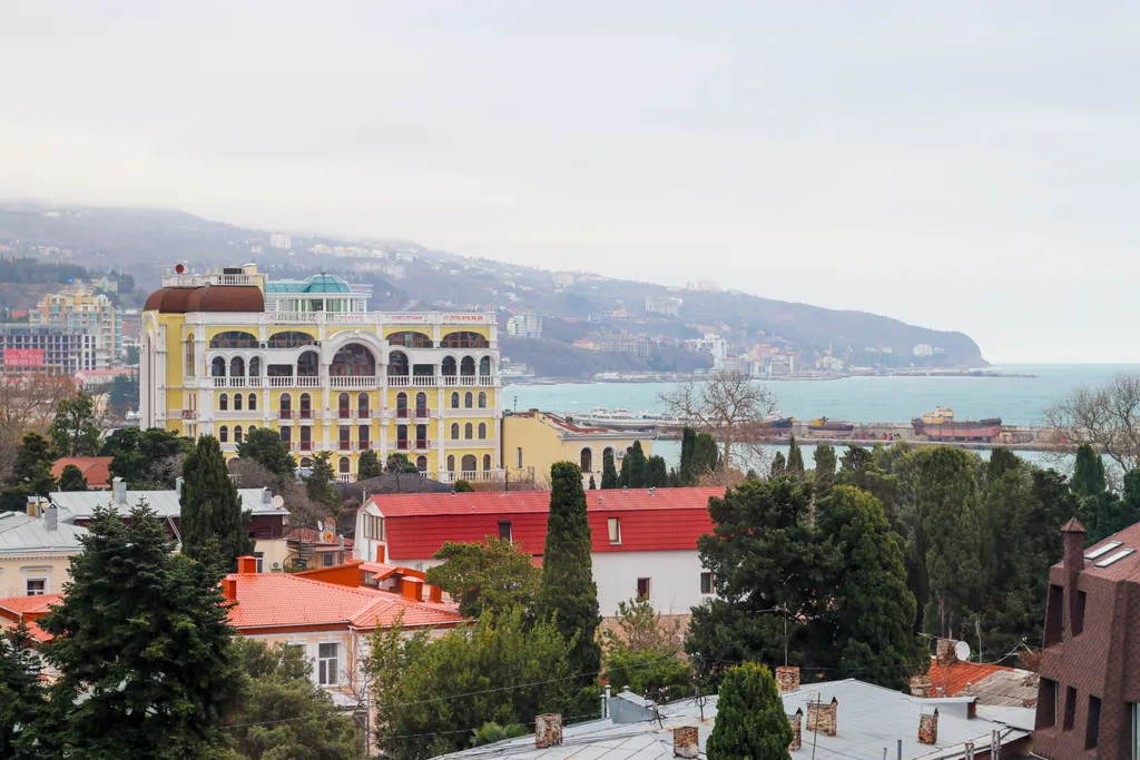 Квартира с видом на море