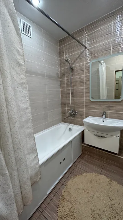 Квартира Уютная двухкомнатная квартира — Красноярск