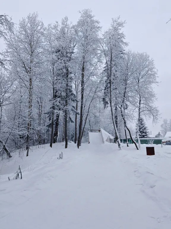 Уютный дом-баня у реки Юрас