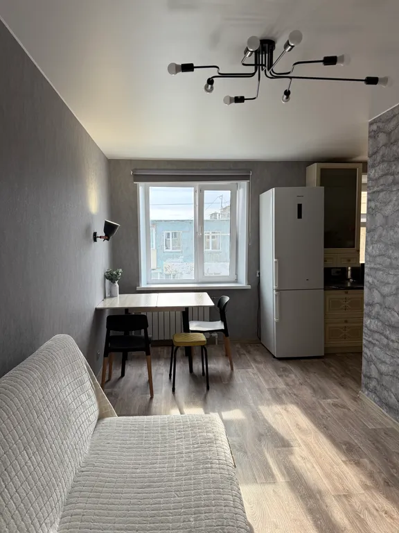 Просторная квартира с кофемашиной, Алисой и джакузи